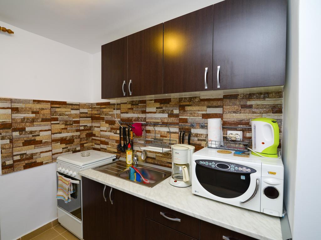 Otopeni Therme Airport Apartment Quarto foto