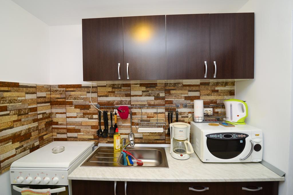 Otopeni Therme Airport Apartment Quarto foto