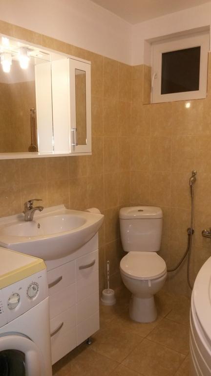 Otopeni Therme Airport Apartment Quarto foto